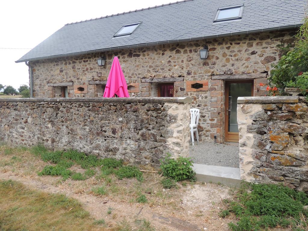 Domaine Des Mille Oiseaux Villa Villiers-Charlemagne Exterior photo