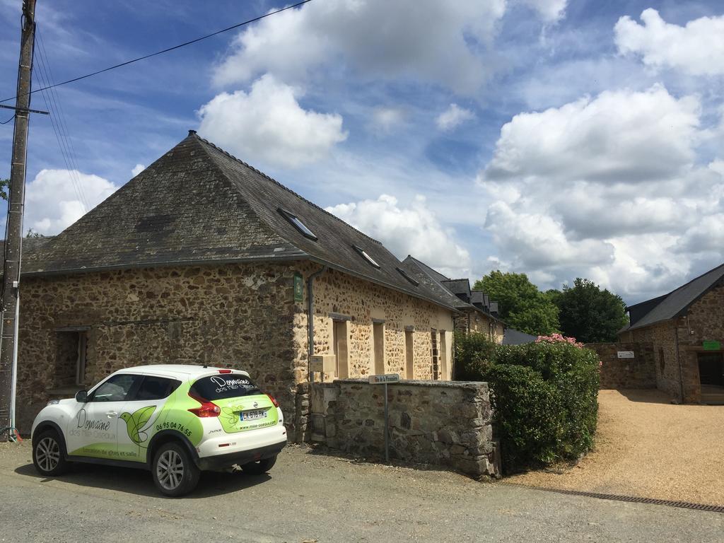 Domaine Des Mille Oiseaux Villa Villiers-Charlemagne Exterior photo